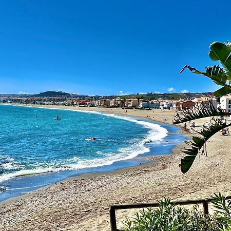 Atico Con Gran Terraza A 50 Metros De La Playa De Casares Apartment Сан Луис де Сабинияс Екстериор снимка