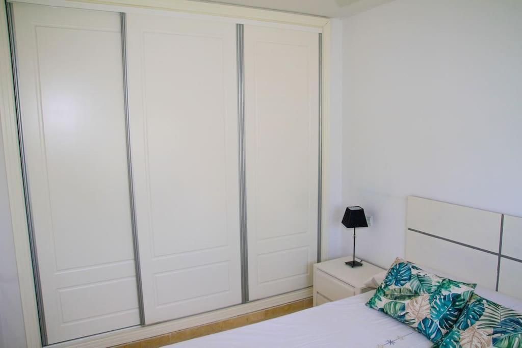 Atico Con Gran Terraza A 50 Metros De La Playa De Casares Apartment Сан Луис де Сабинияс Екстериор снимка